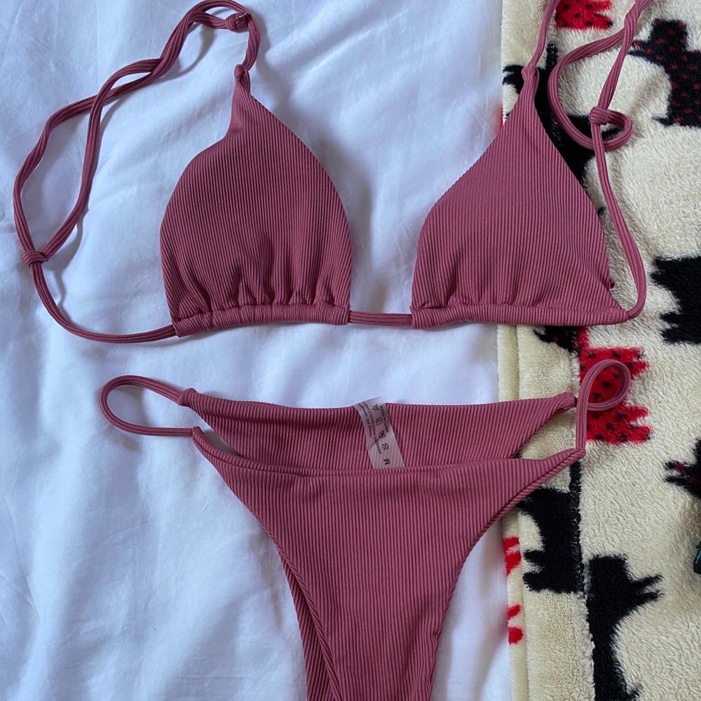 SHEIN SIZE MEDIUM MAUVE BIKINI
